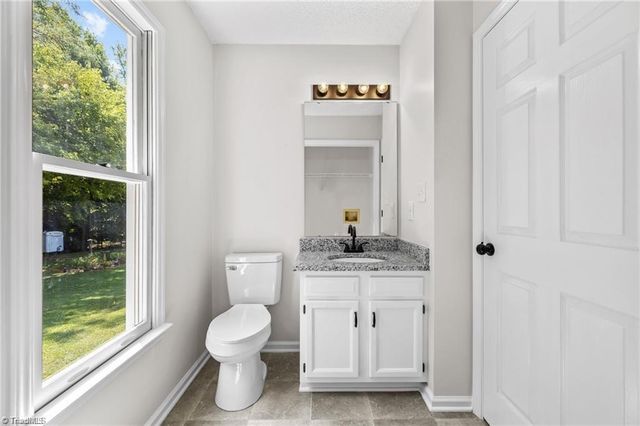 814 N Greenbriar Street, Liberty, NC 27298