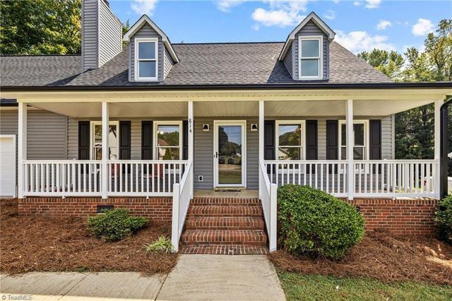 814 N Greenbriar Street, Liberty, NC 27298
