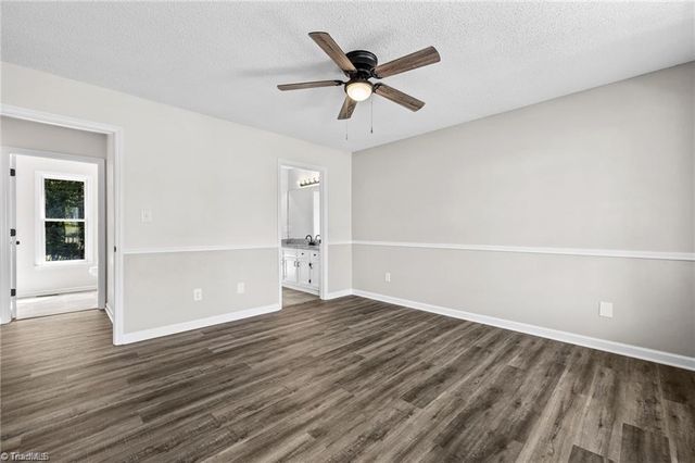 814 N Greenbriar Street, Liberty, NC 27298