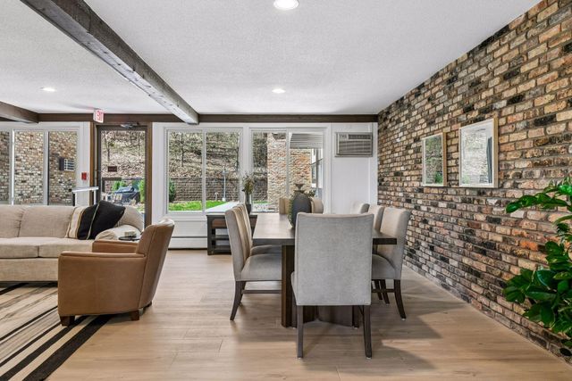 215 Barry Avenue S 202, Wayzata, MN 55391