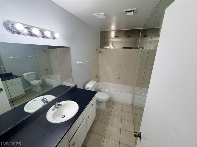 1405 Vegas Valley Drive 252, Las Vegas, NV 89169