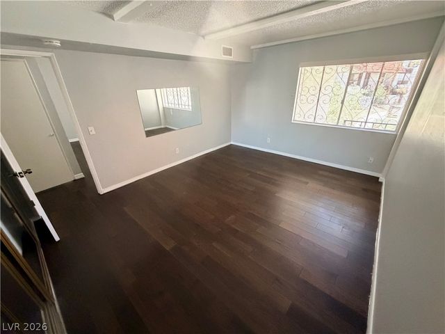 1405 Vegas Valley Drive 252, Las Vegas, NV 89169
