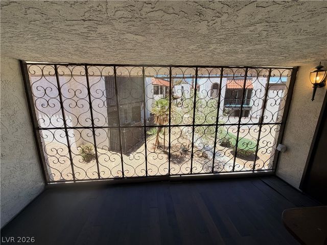1405 Vegas Valley Drive 252, Las Vegas, NV 89169