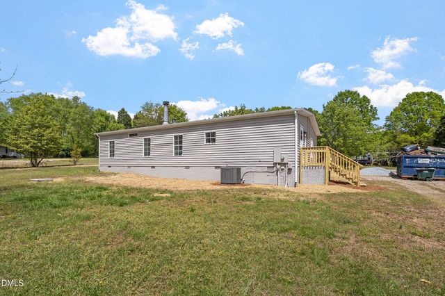 6133 Heath Hawkins Court, Willow Spring, NC 27592