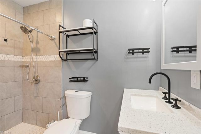 301 Viking ST, Portsmouth, VA 23701