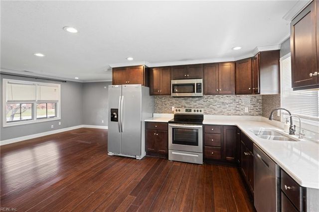 301 Viking ST, Portsmouth, VA 23701