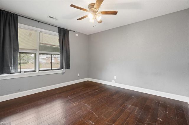 301 Viking ST, Portsmouth, VA 23701