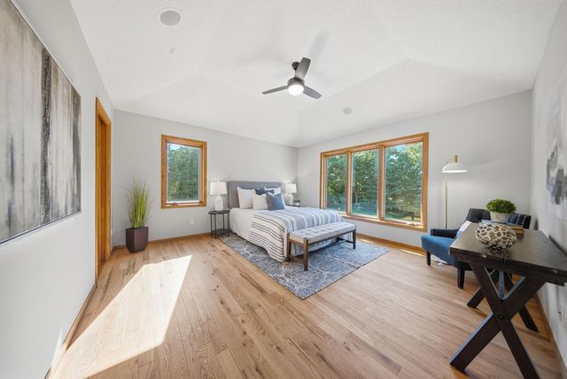 869 Mendakota Court, Mendota Heights, MN 55120