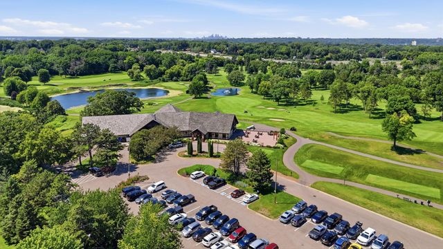 869 Mendakota Court, Mendota Heights, MN 55120