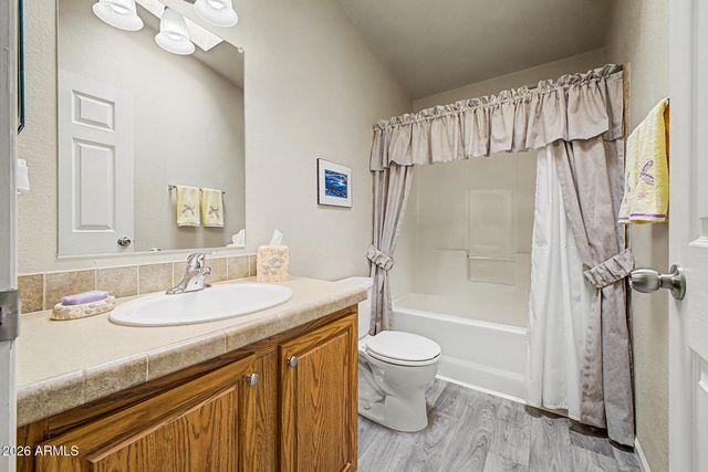 2208 W BASELINE Avenue 3, Apache Junction, AZ 85120