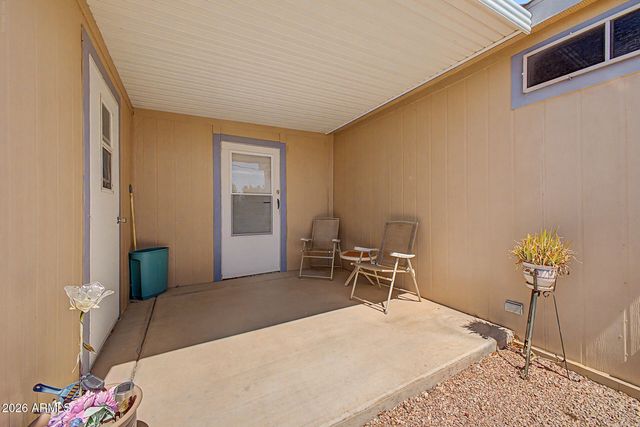 2208 W BASELINE Avenue 3, Apache Junction, AZ 85120