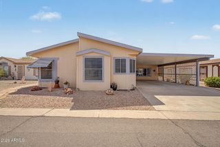 2208 W BASELINE Avenue 3, Apache Junction, AZ 85120