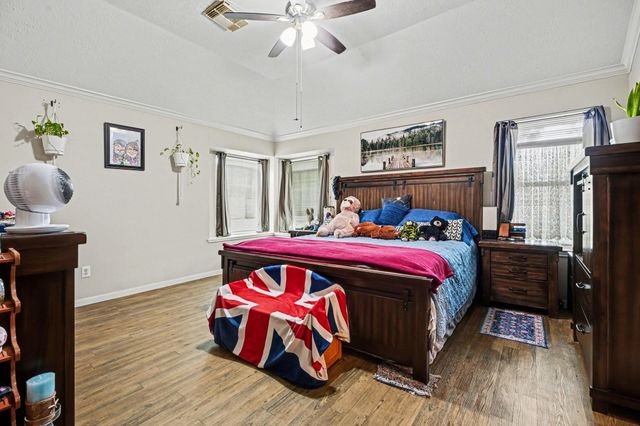 11126 N 30th Avenue N, Texas City, TX 77591