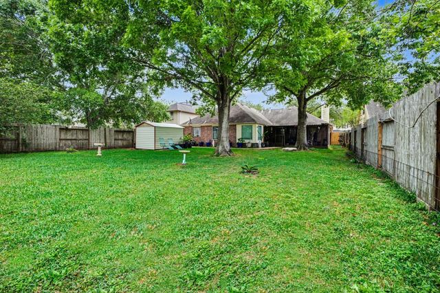 11126 N 30th Avenue N, Texas City, TX 77591