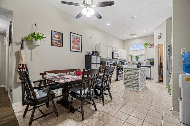 11126 N 30th Avenue N, Texas City, TX 77591