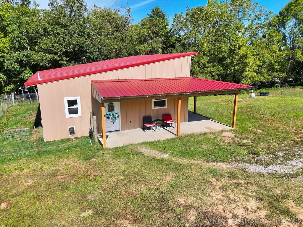 80300 S 4688, Stilwell, OK 74960