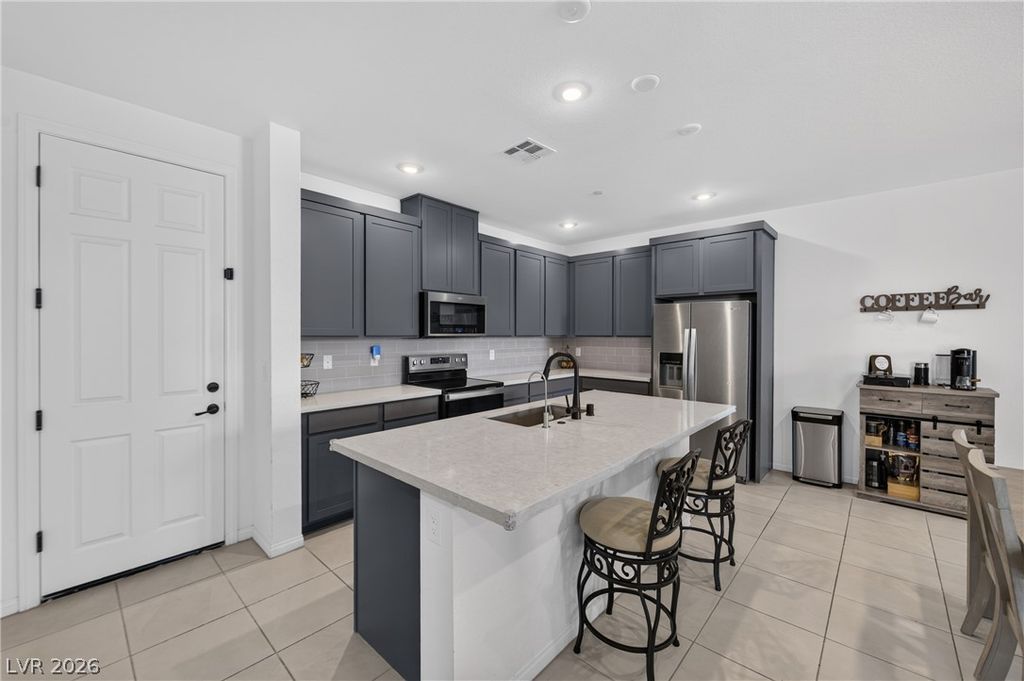 826 Royal Beekman Street, Henderson, NV 89011 — photo 3