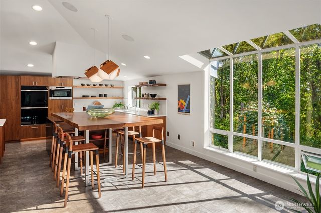 11730 134th Place NE, Redmond, WA 98052