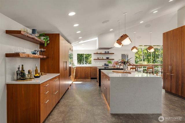 11730 134th Place NE, Redmond, WA 98052