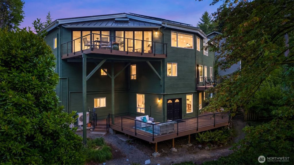 11730 134th Place NE, Redmond, WA 98052
