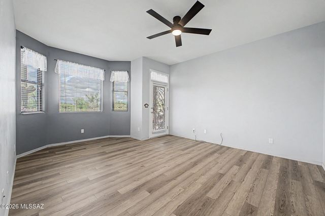 9821 N Sunset Creek Place, Tucson, AZ 85742
