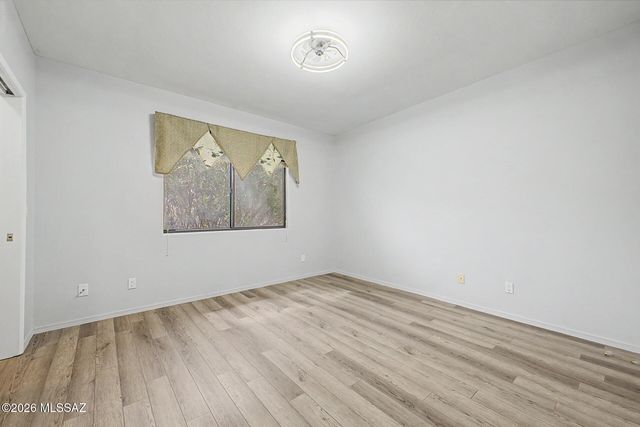 9821 N Sunset Creek Place, Tucson, AZ 85742