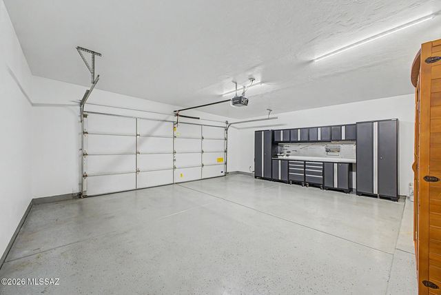 9821 N Sunset Creek Place, Tucson, AZ 85742
