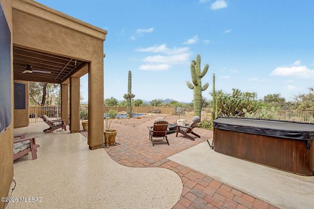 9821 N Sunset Creek Place, Tucson, AZ 85742
