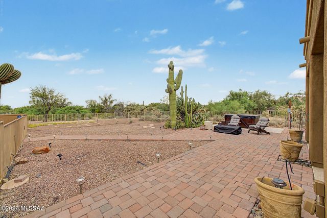 9821 N Sunset Creek Place, Tucson, AZ 85742