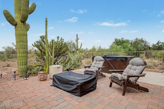 9821 N Sunset Creek Place, Tucson, AZ 85742