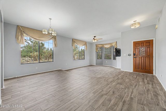 9821 N Sunset Creek Place, Tucson, AZ 85742