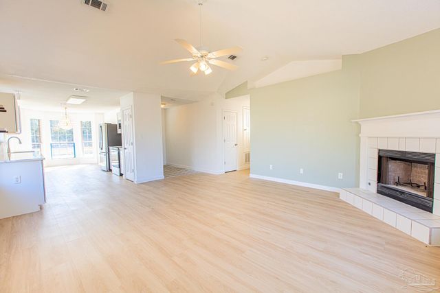 5076 Cassia Dr, Pensacola, FL 32506