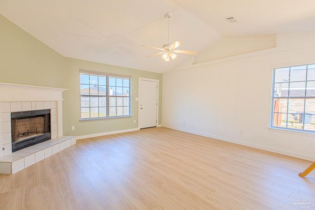 5076 Cassia Dr, Pensacola, FL 32506