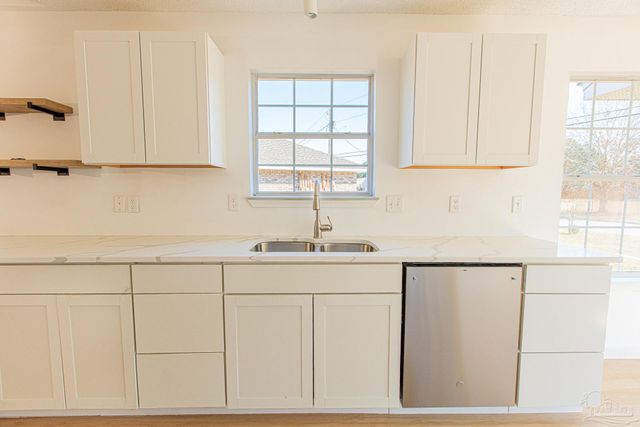 5076 Cassia Dr, Pensacola, FL 32506