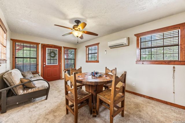 133 BUCKSKIN TRL, Bandera, TX 78003