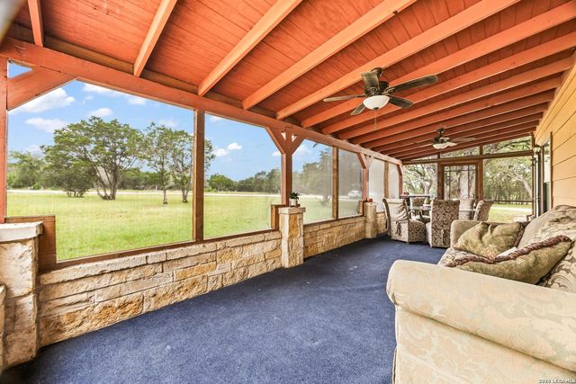 133 BUCKSKIN TRL, Bandera, TX 78003