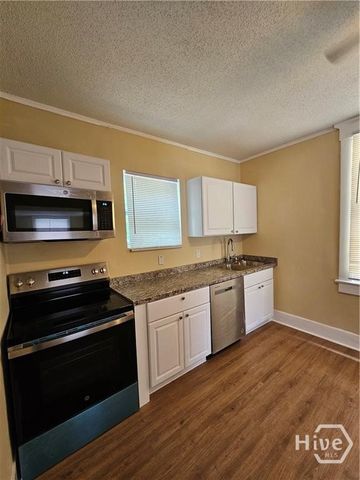 714 W 38th Street, Savannah, GA 31415
