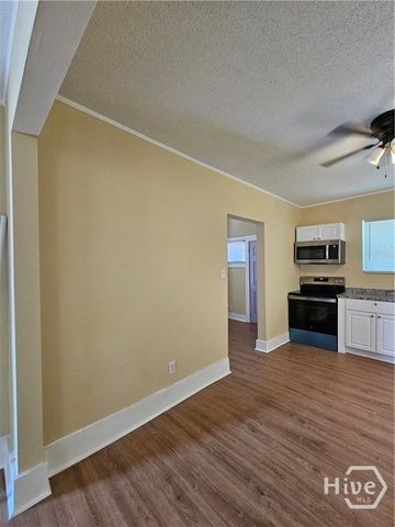 714 W 38th Street, Savannah, GA 31415
