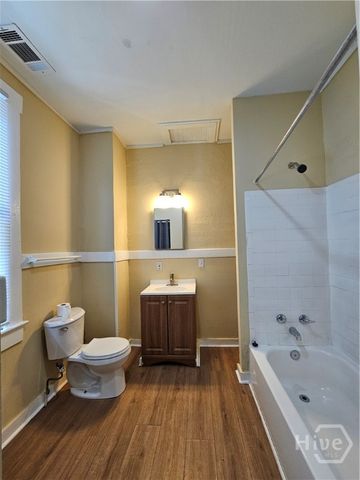 714 W 38th Street, Savannah, GA 31415