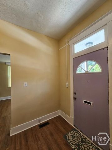 714 W 38th Street, Savannah, GA 31415