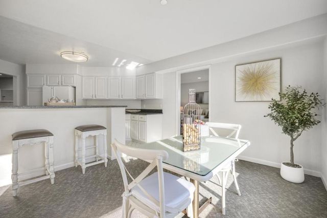 518 Almer Road 6, Burlingame, CA 94010