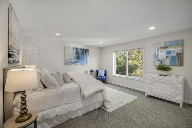 518 Almer Road 6, Burlingame, CA 94010