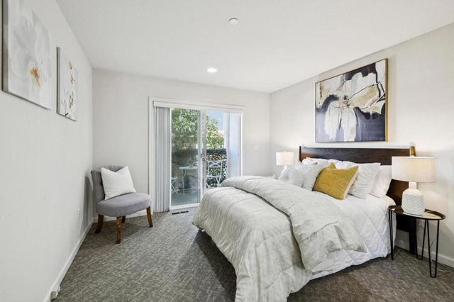 518 Almer Road 6, Burlingame, CA 94010