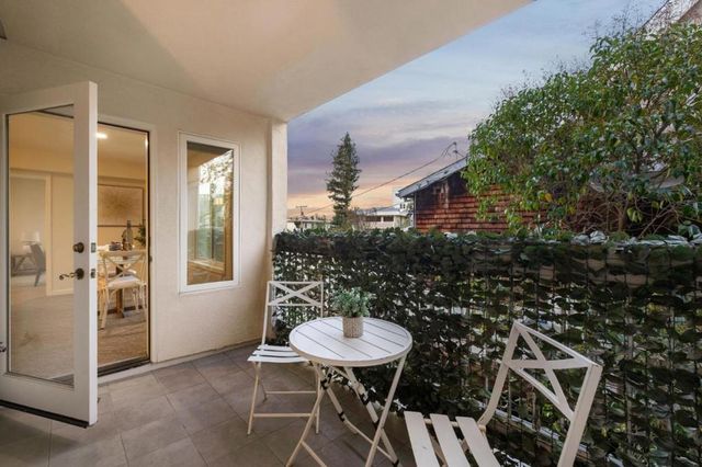 518 Almer Road 6, Burlingame, CA 94010