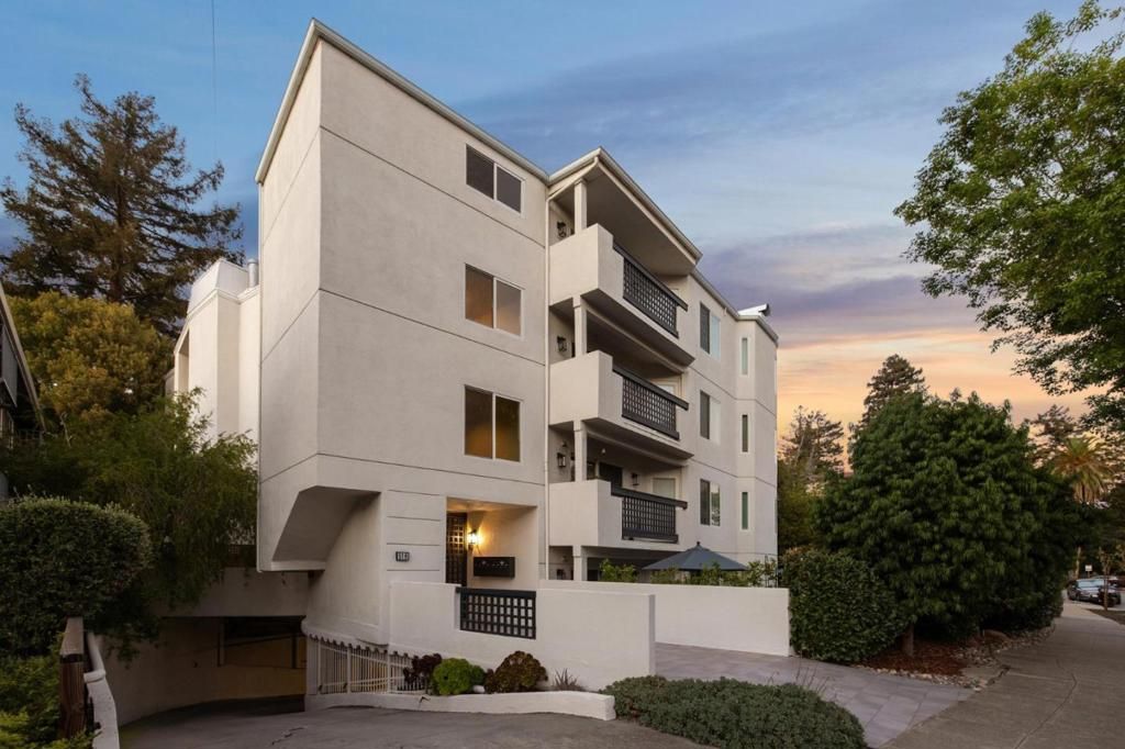 518 Almer Road 6, Burlingame, CA 94010