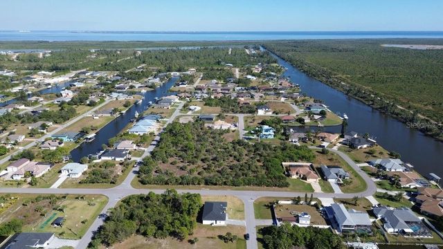 10654 WASHINGTON ROAD, Port Charlotte, FL 33981