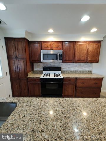 7823 KAVANAGH RD, Baltimore, MD 21222