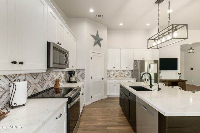 22547 W PECAN Road, Buckeye, AZ 85326