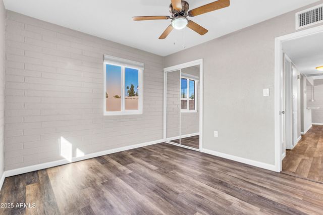 2050 E 10TH Street, Tempe, AZ 85281