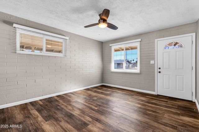 2050 E 10TH Street, Tempe, AZ 85281